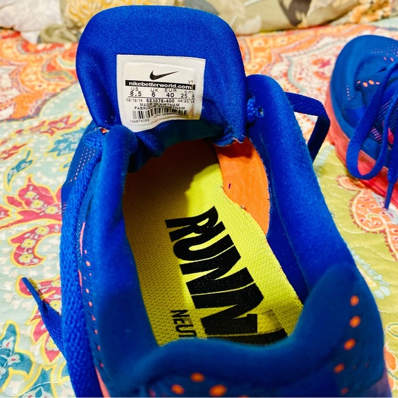 Nike Airmax Running Shoes - Picture 5 of 7